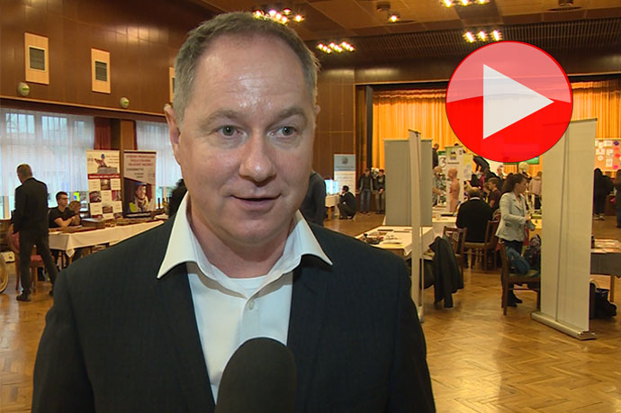 Petr Gazdík na veletrhu školství ve Valašských Kloboukách