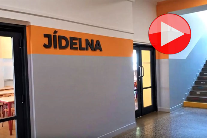 SOU Valašské Klobouky - jdeme s dobou, a proto jsme stále moderní
