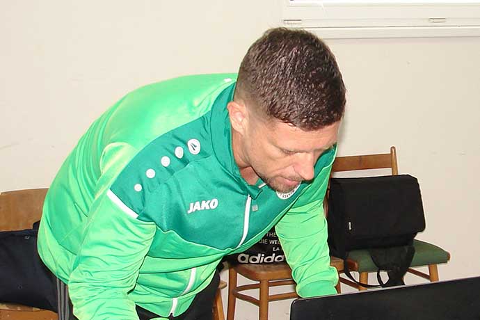 Sudí René Stodůlka přibližuje realitu zdejších nižších fotbalových soutěží