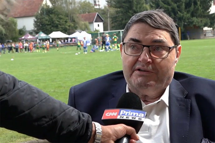 Slavičínský fotbal slavil 90 let. Byl u toho i Tomáš Skuhravý s Petrem Radou