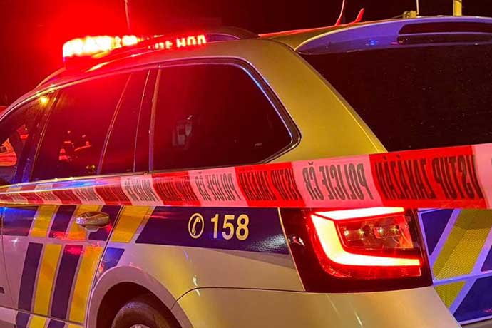 Dvě nehody na Vsetínsku: Střet cyklisty s autem skončil tragicky